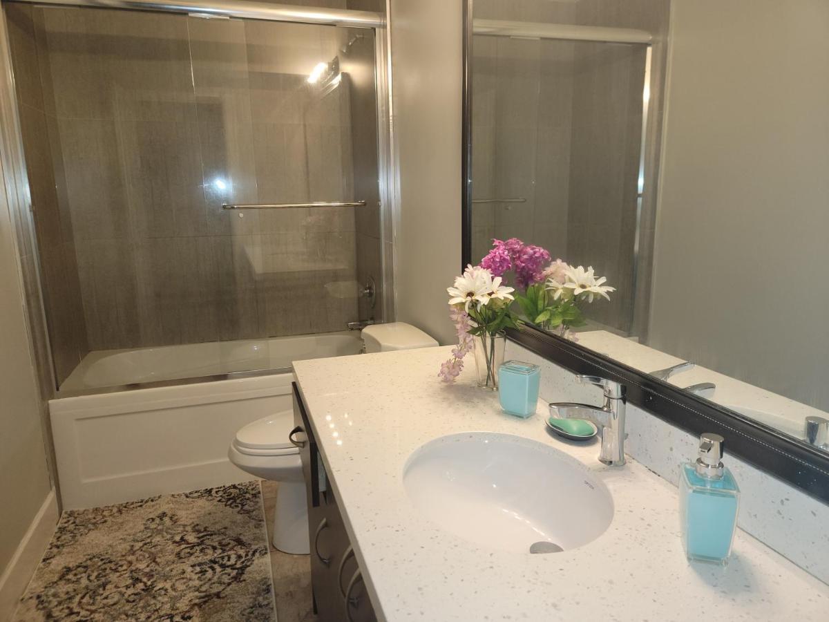Oscar Inn & 2Bd Family Suite Or Private Room Abbotsford Buitenkant foto