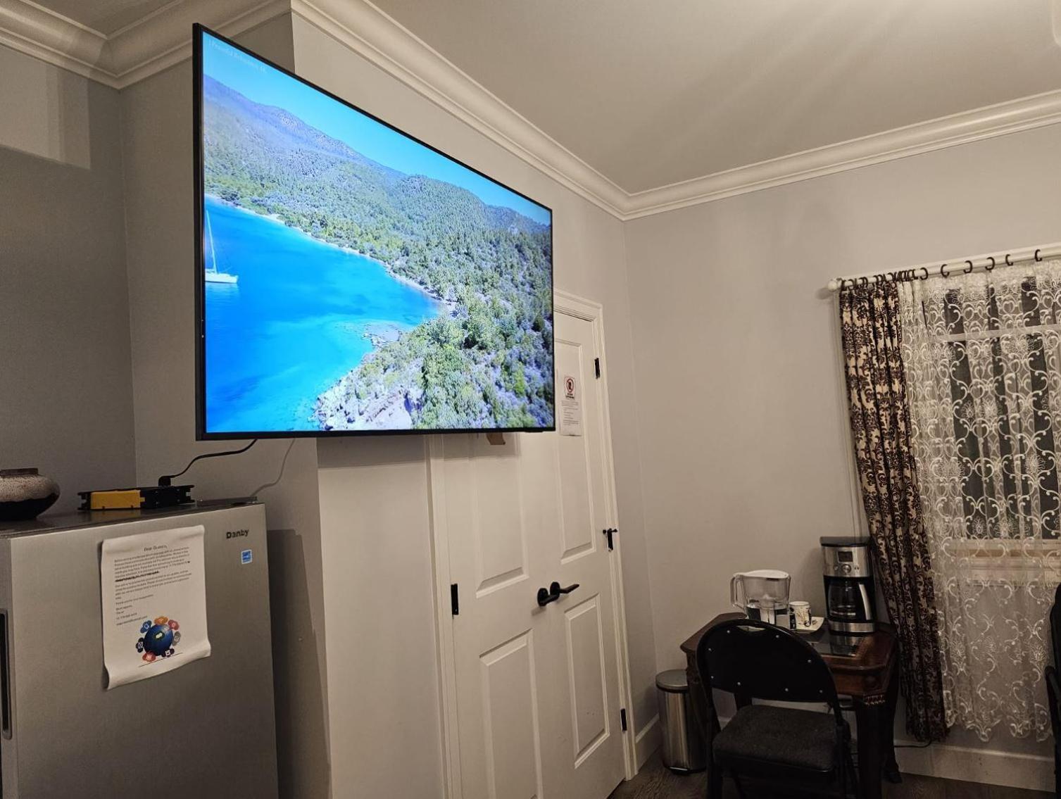 Oscar Inn & 2Bd Family Suite Or Private Room Abbotsford Buitenkant foto